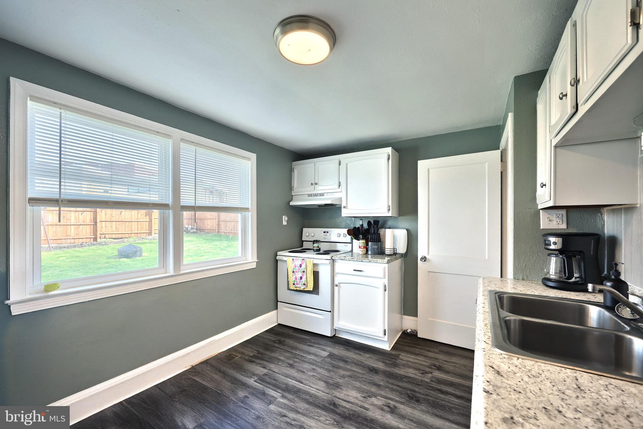 WINDSOR TWP - Residential