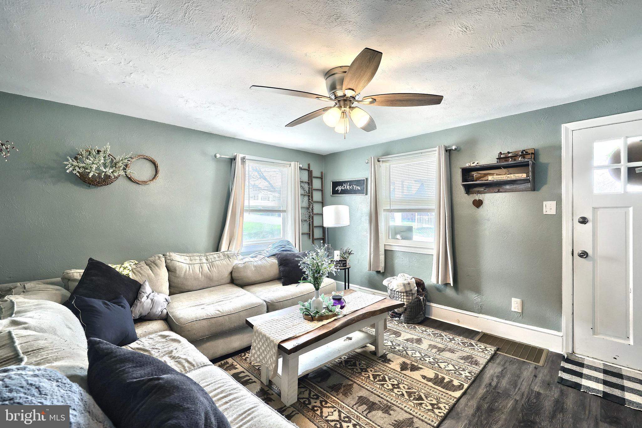 WINDSOR TWP - Residential