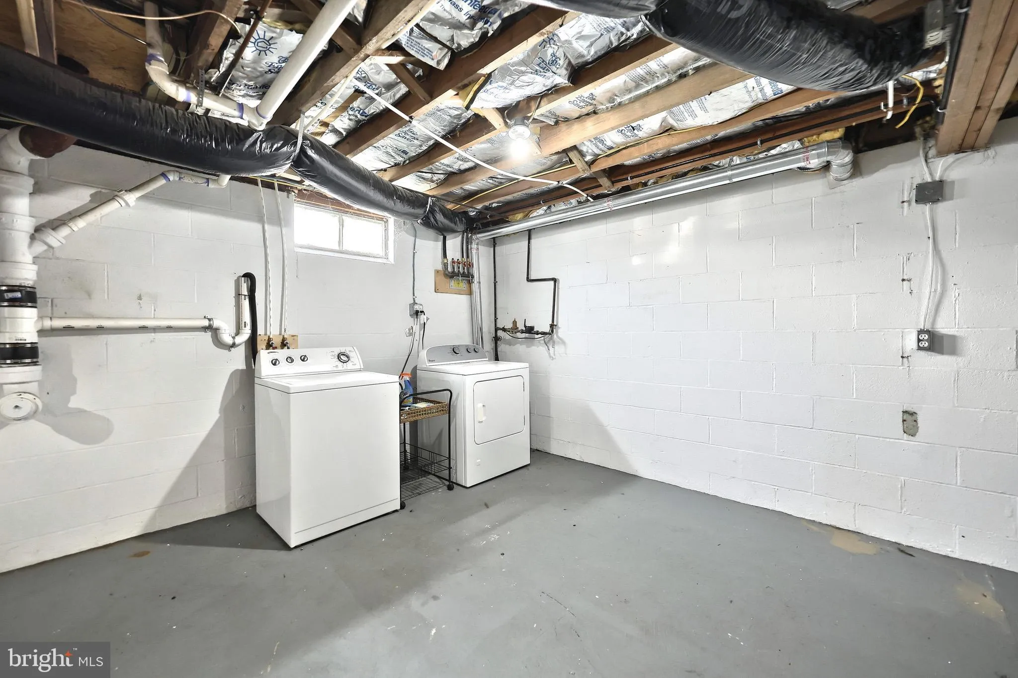 Windsor, Pennsylvania 17366, United States, 3 Bedrooms Bedrooms, ,1 BathroomBathrooms,Residential,Pending,109890