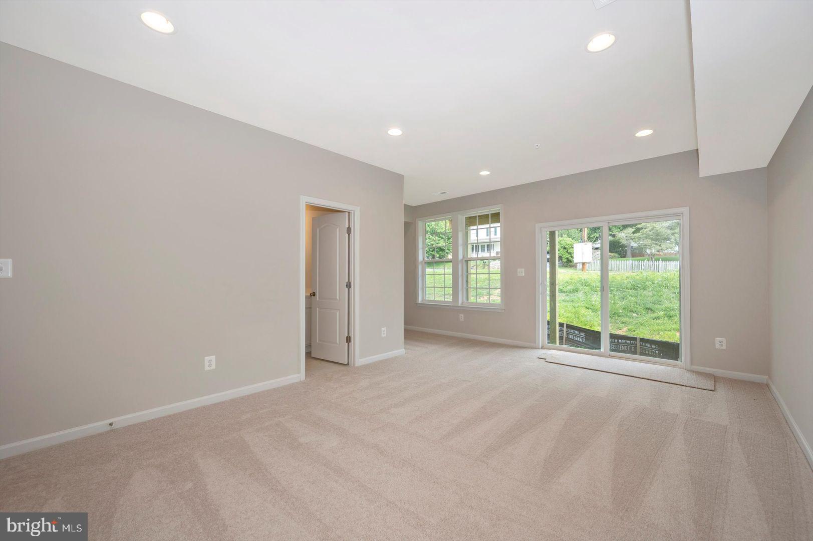 MIDDLETOWN - Residential Lease