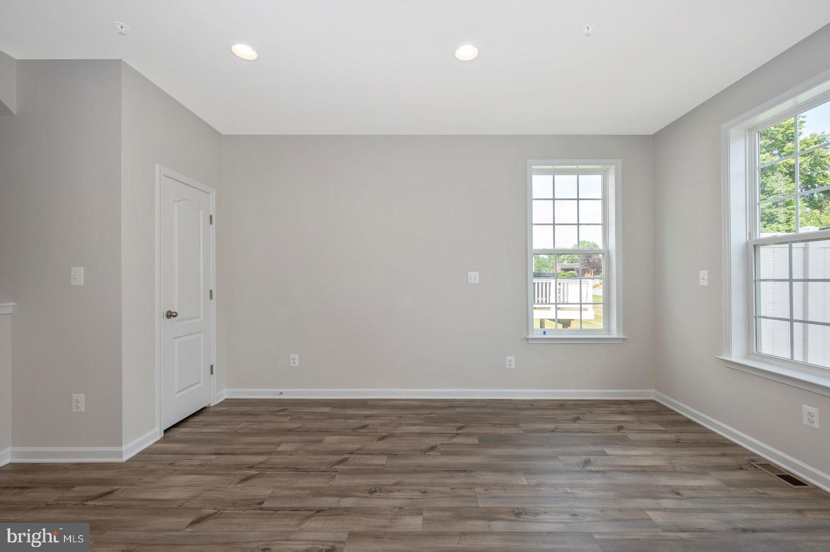 MIDDLETOWN - Residential Lease