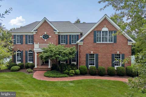 Photo of 20255 Kiawah Island Drive, ASHBURN, VA 20147 (MLS # VALO2134638)