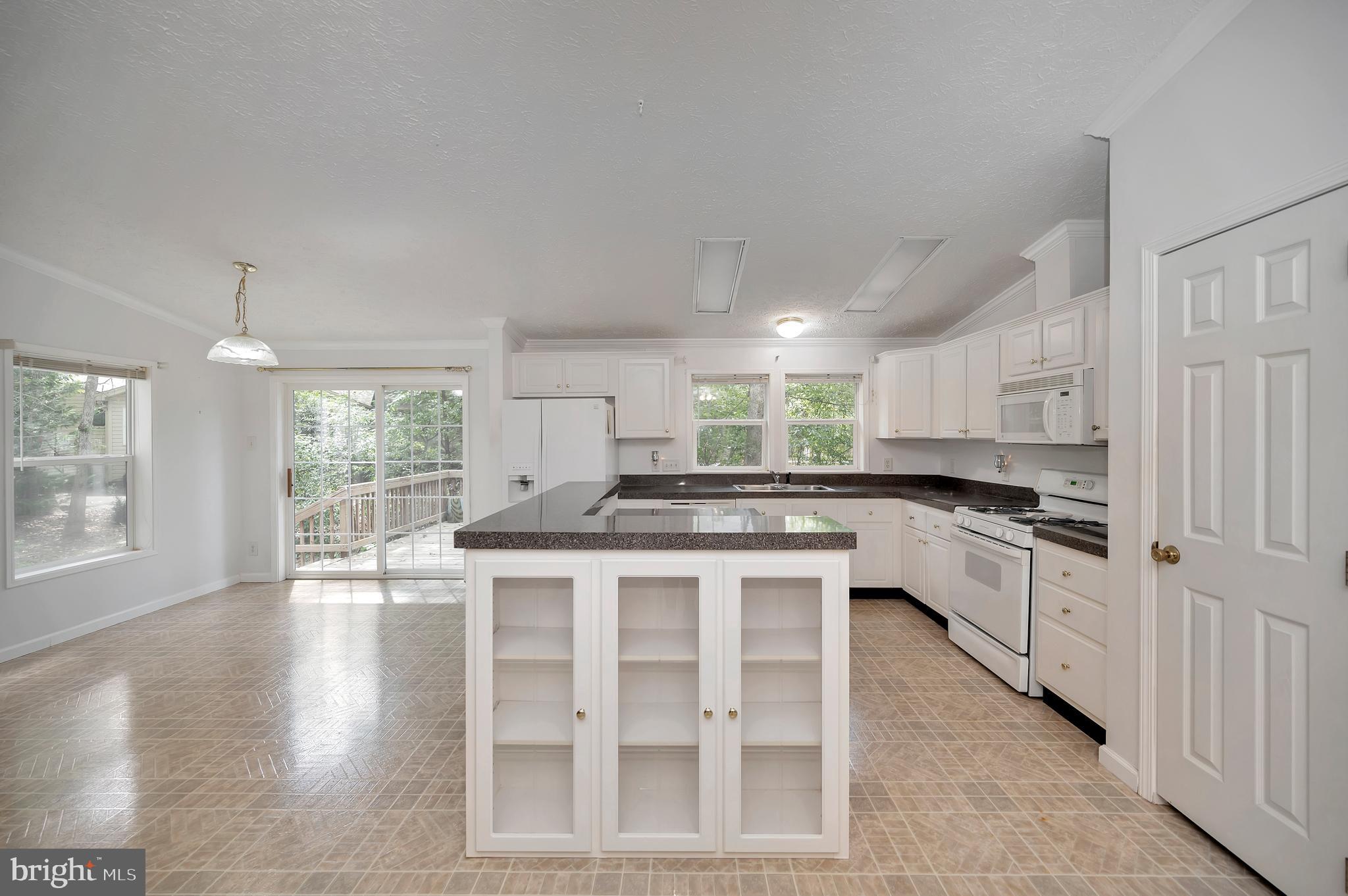 LAKE OF THE WOODS - Residential