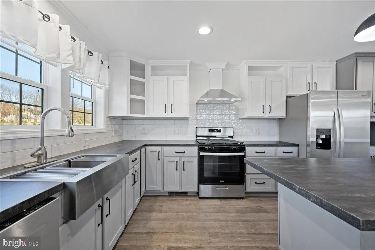 LEHIGH TOWNSHIP - Residential