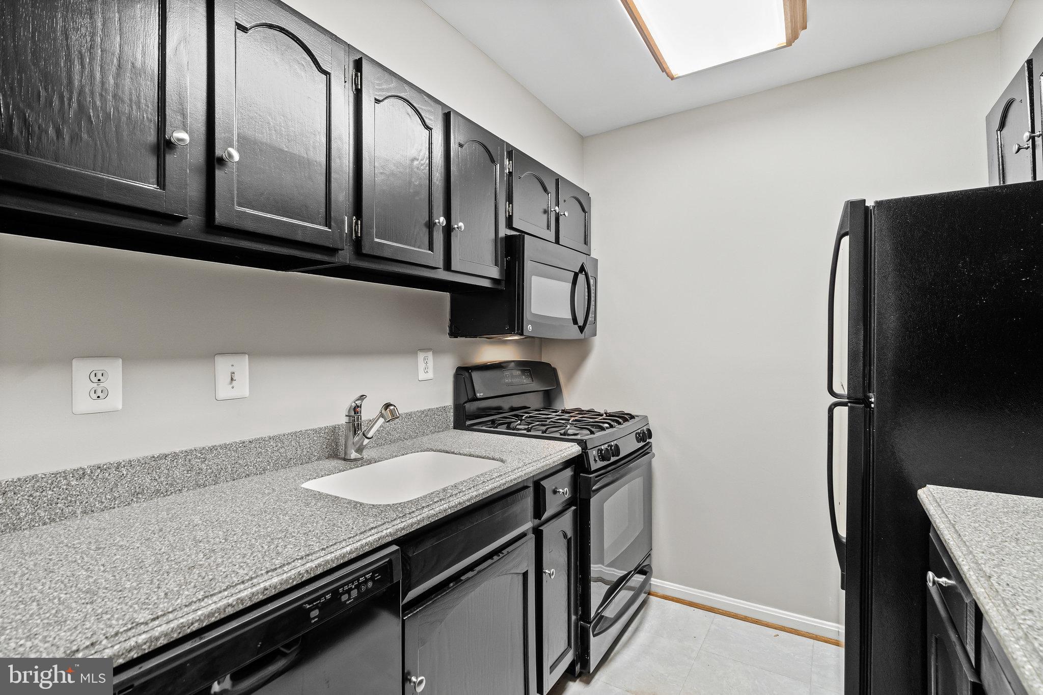 BURKE COVE - Residential Lease