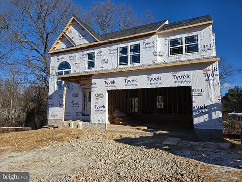 Homes For Sale - 312 Caldwell Road<br/> PASADENA, MD 21122