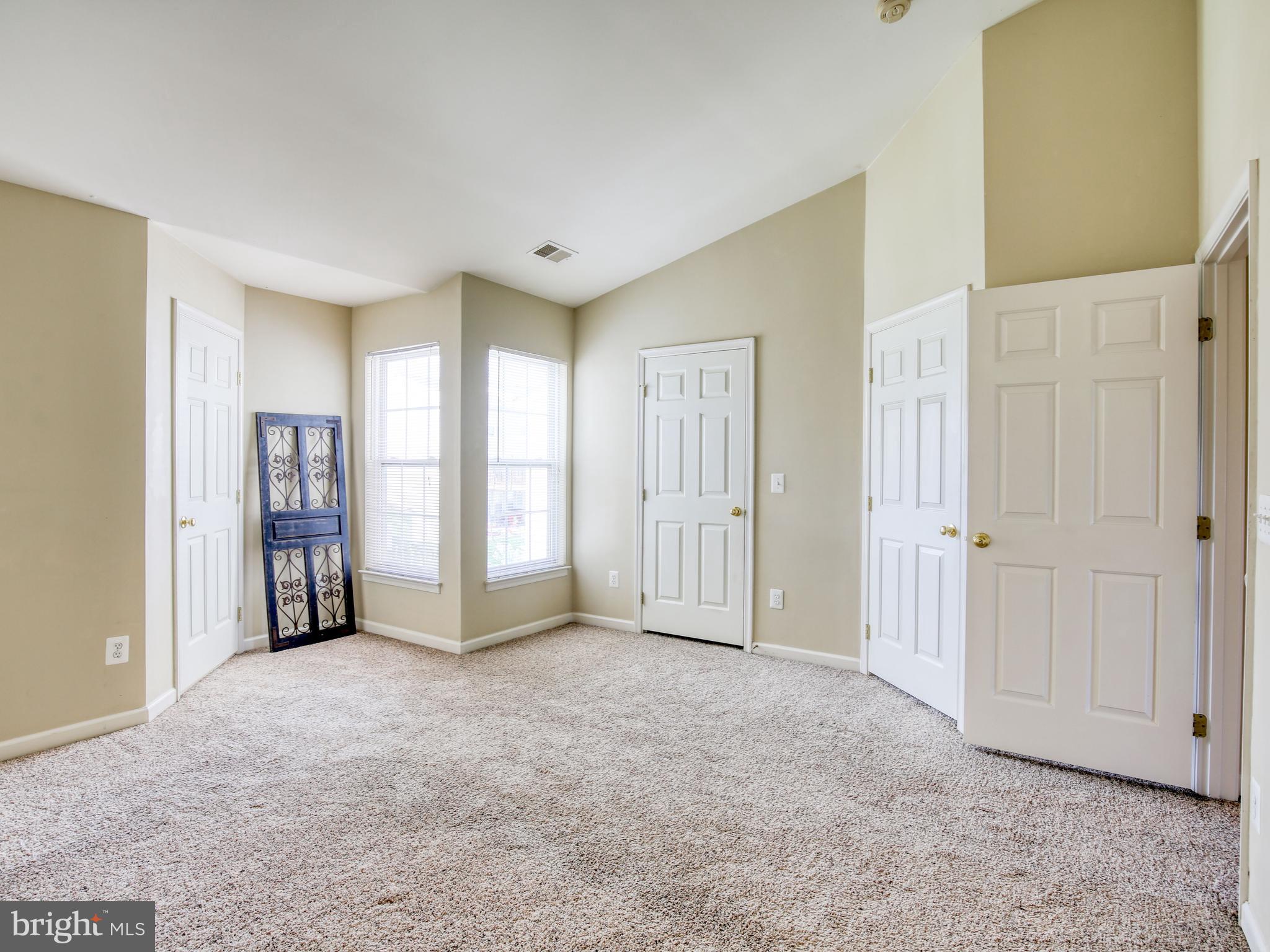 LAKELAND PLACE - Residential