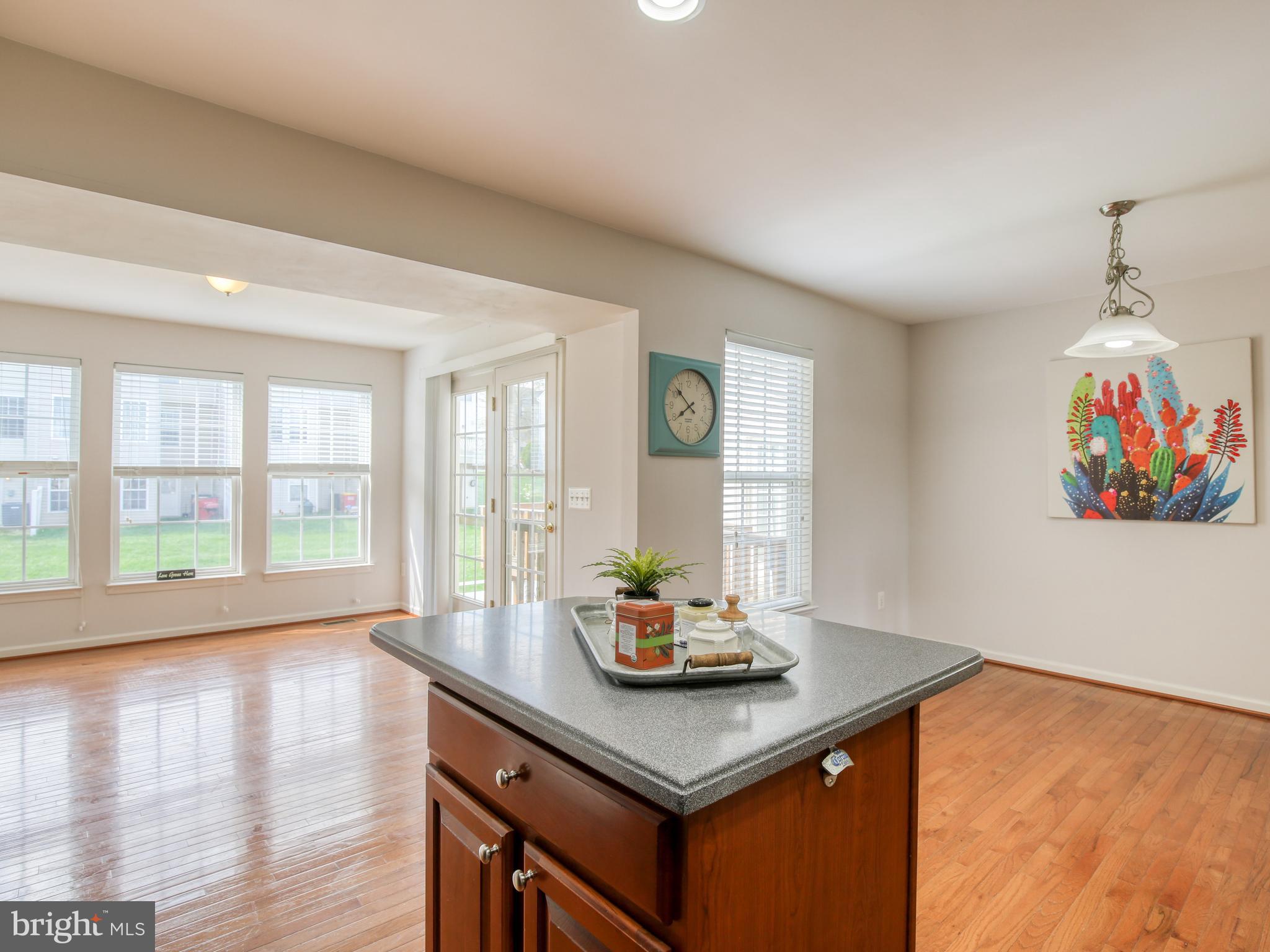 LAKELAND PLACE - Residential