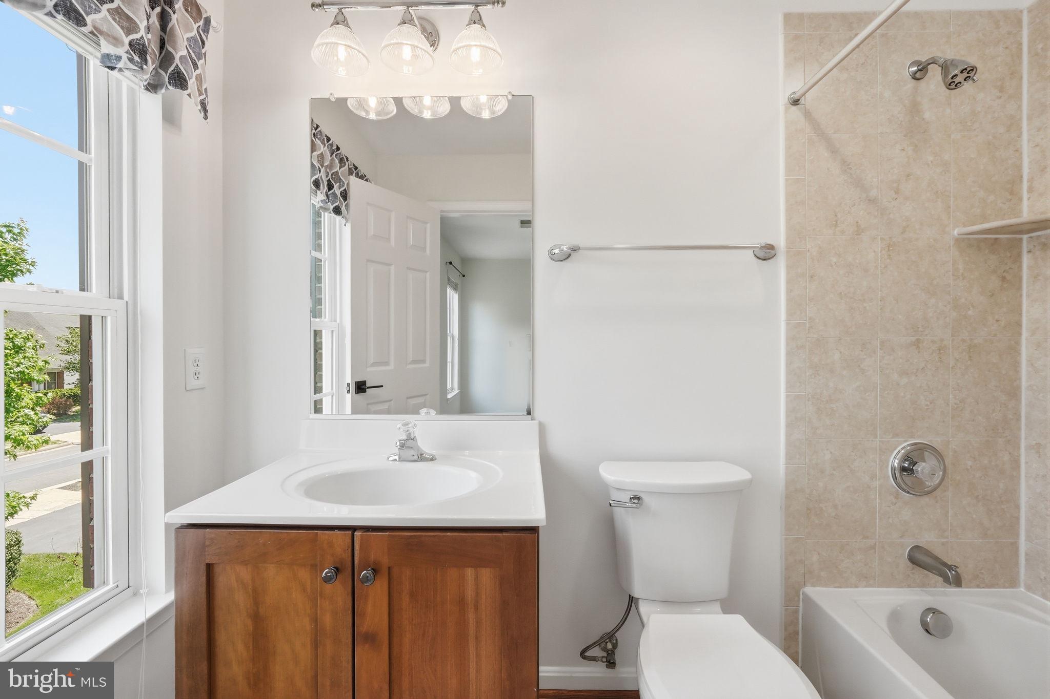 INNISBROOKE - Residential