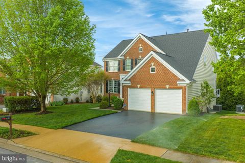 Photo of 9038 Merlot Court, BRISTOW, VA 20136 (MLS # VAPW2118080)