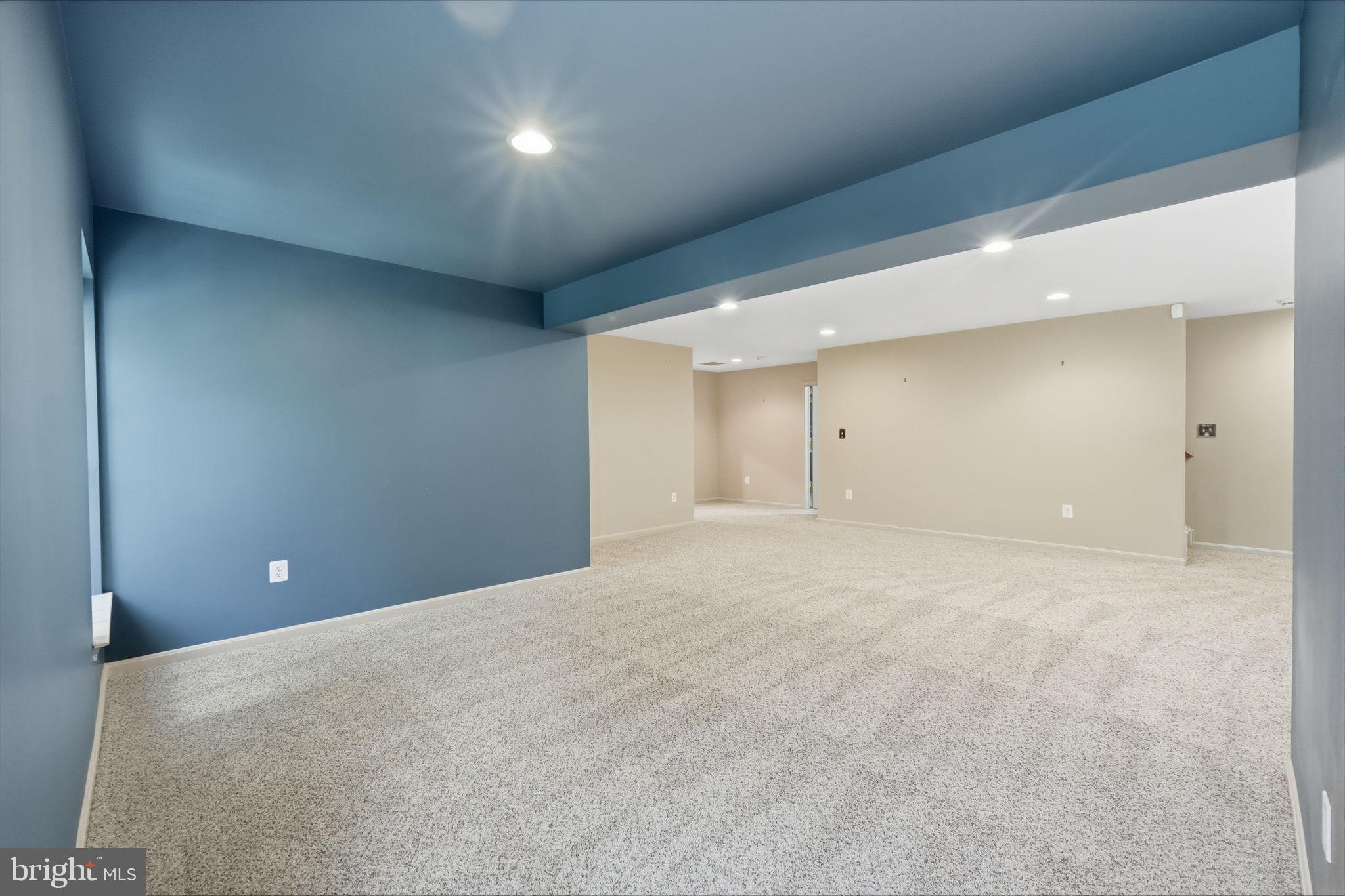 INNISBROOKE - Residential