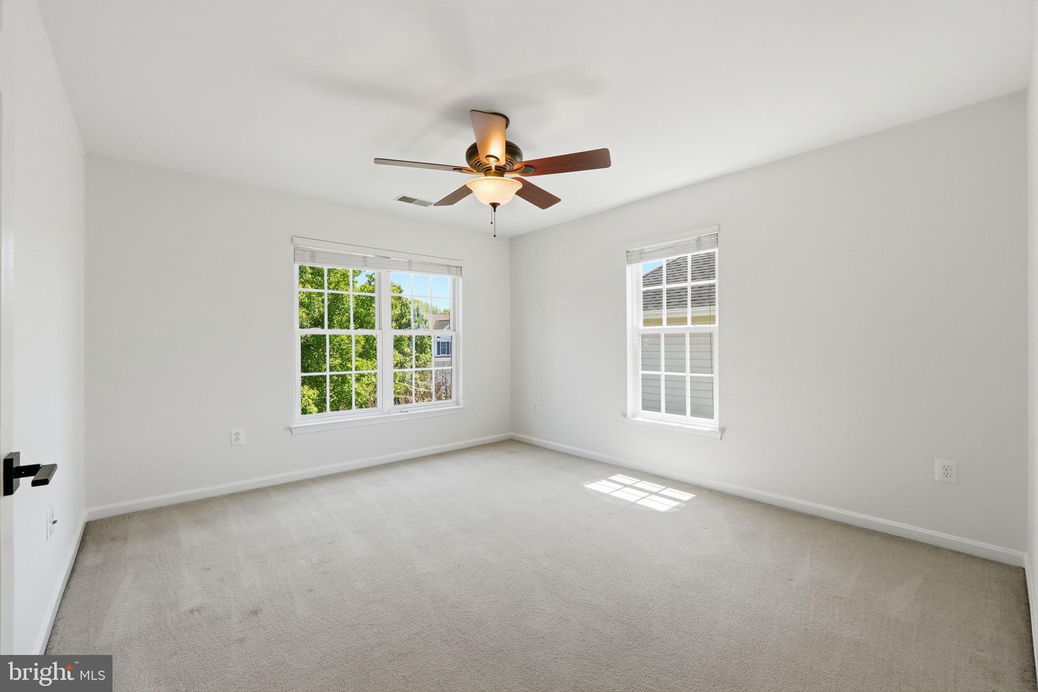 INNISBROOKE - Residential