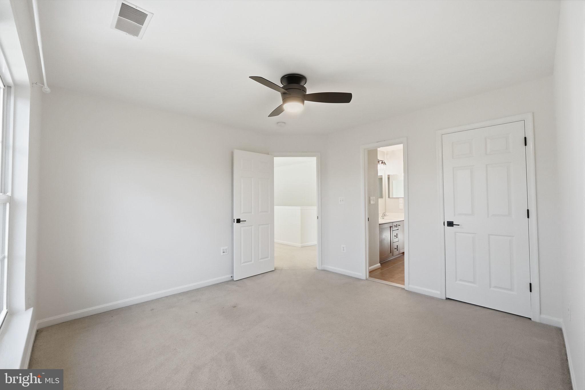 INNISBROOKE - Residential