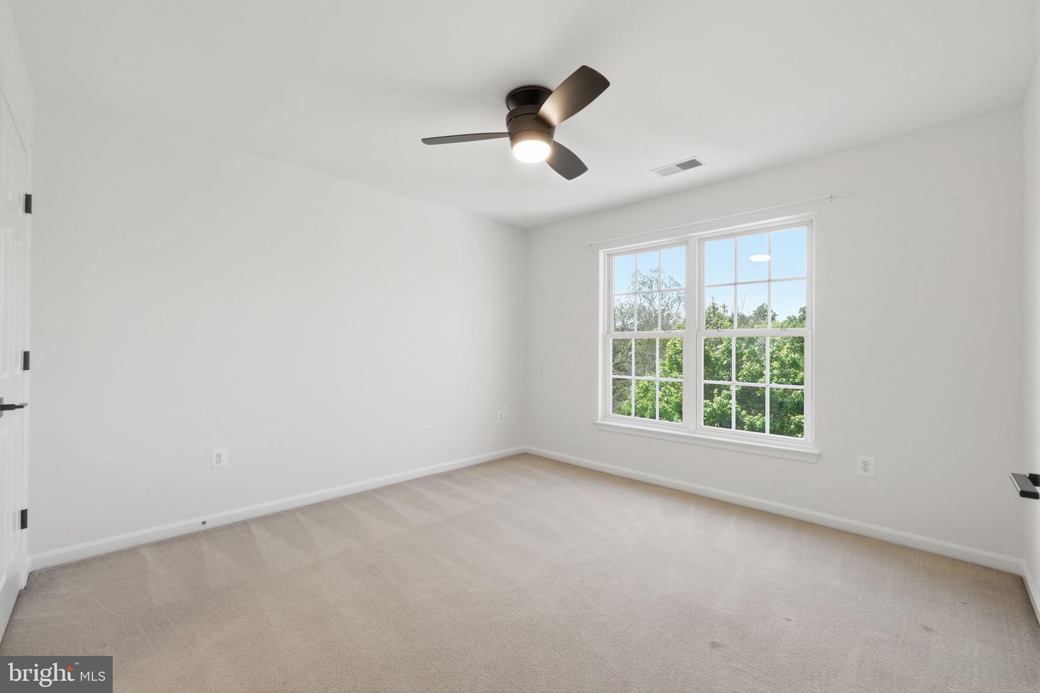 INNISBROOKE - Residential