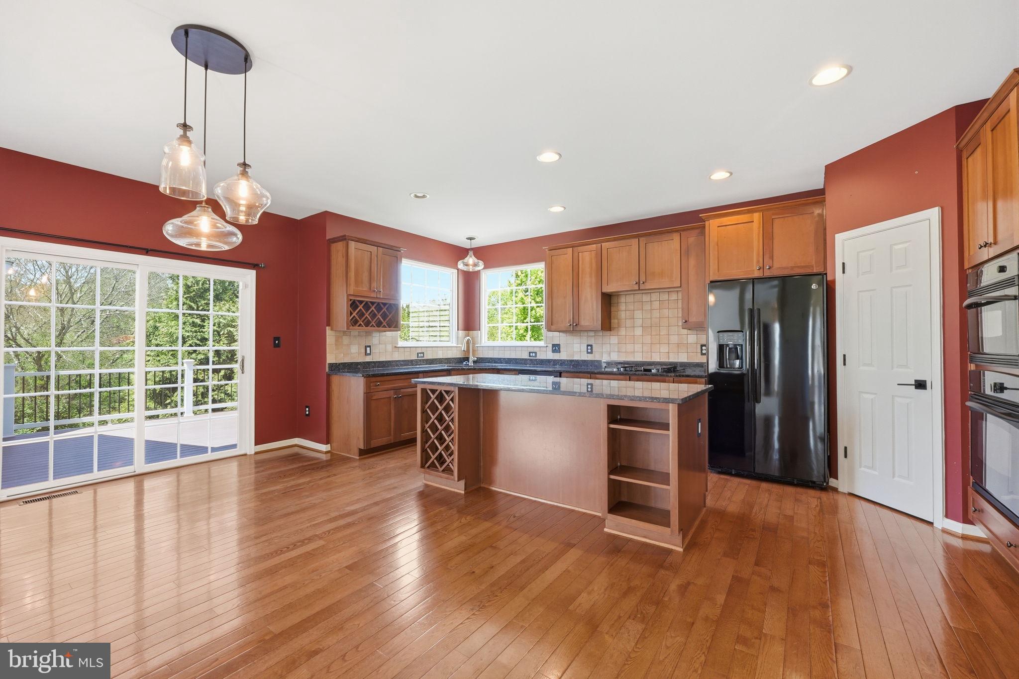 INNISBROOKE - Residential