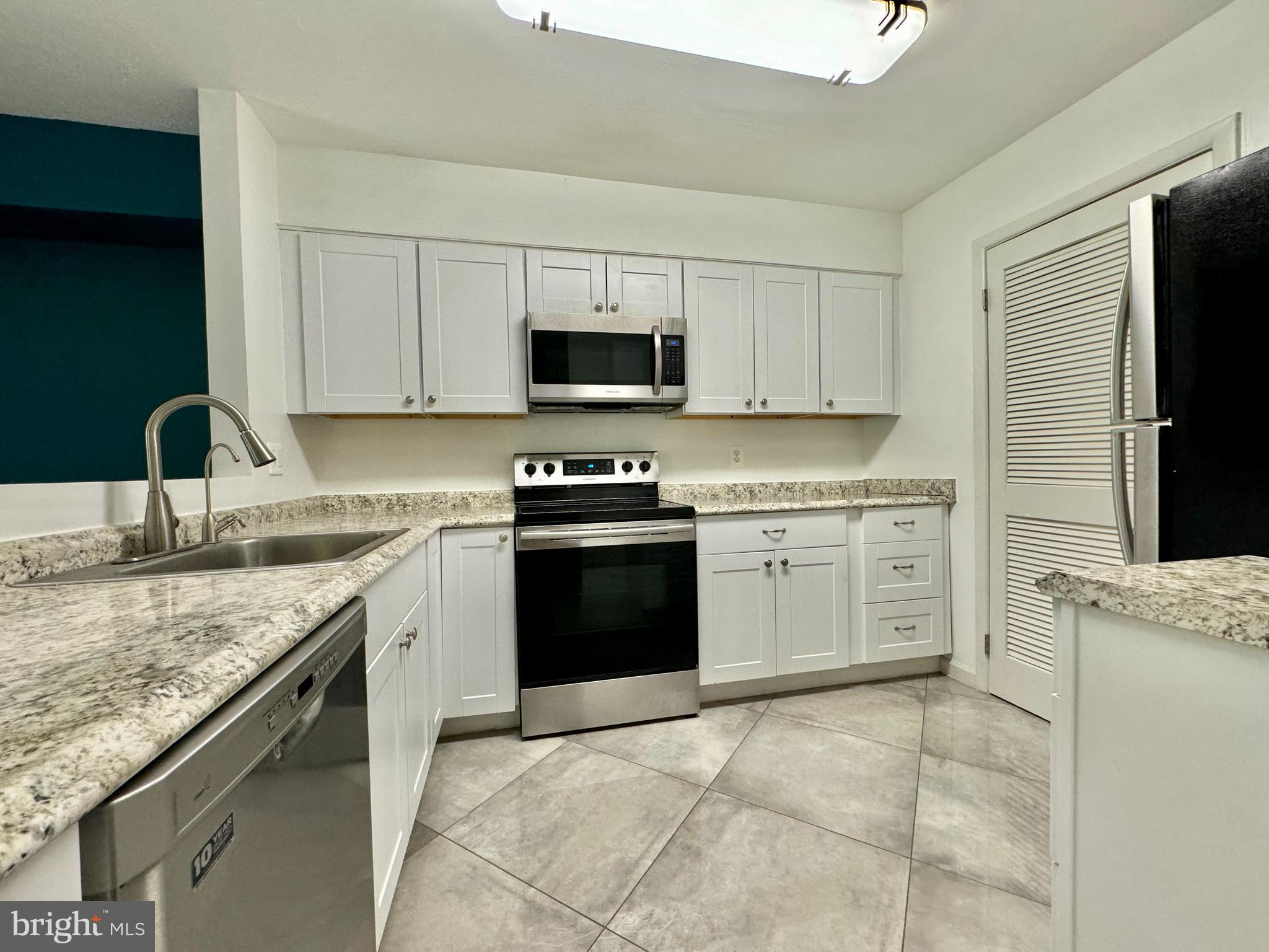 SEQUOYAH - Residential Lease