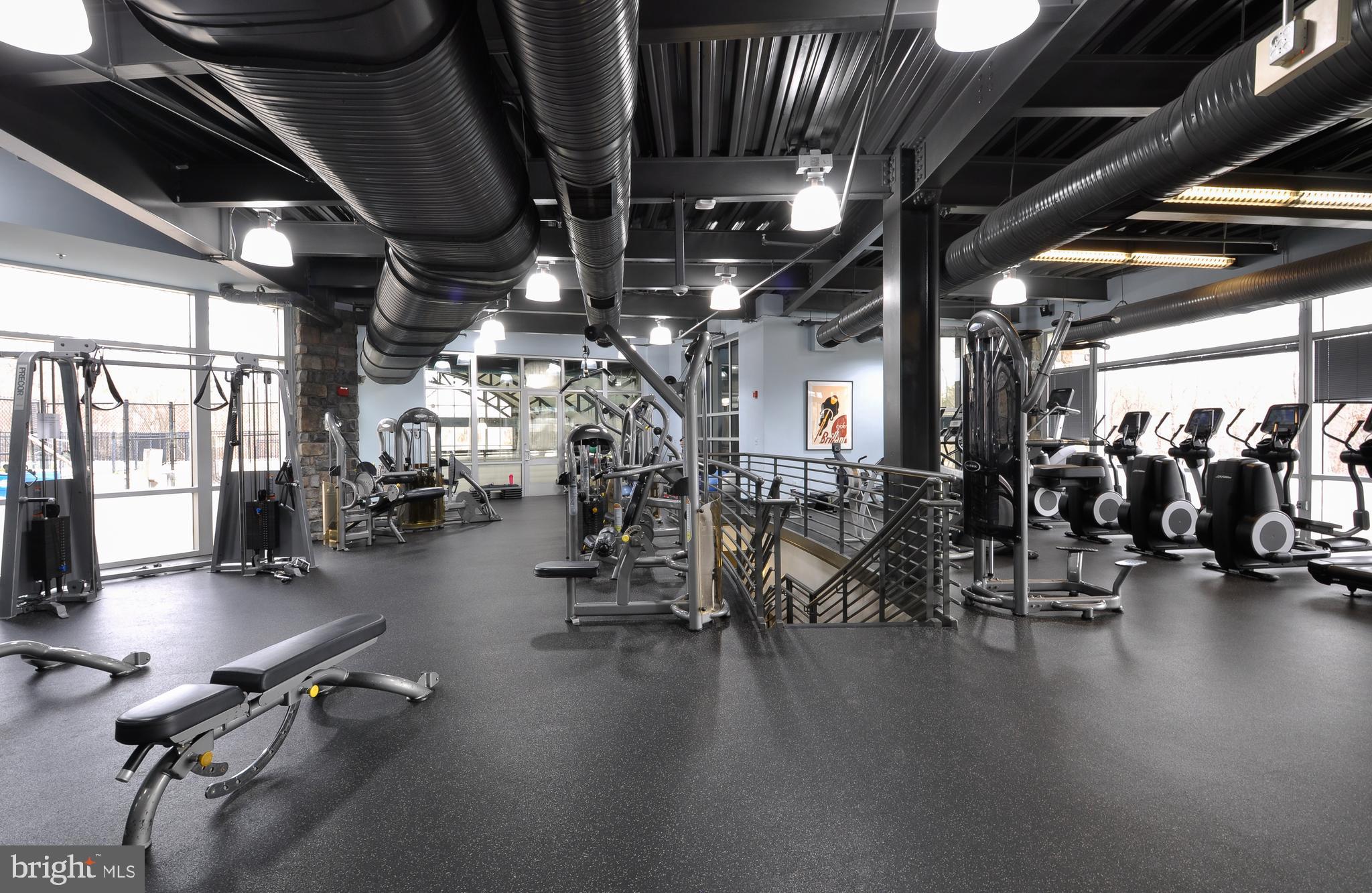 POTOMAC CLUB - Residential