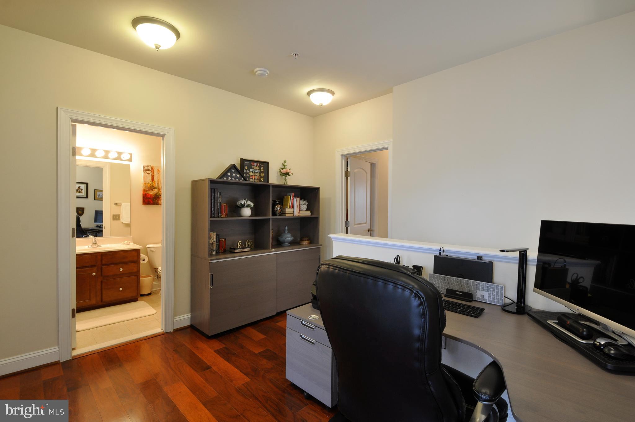 POTOMAC CLUB - Residential