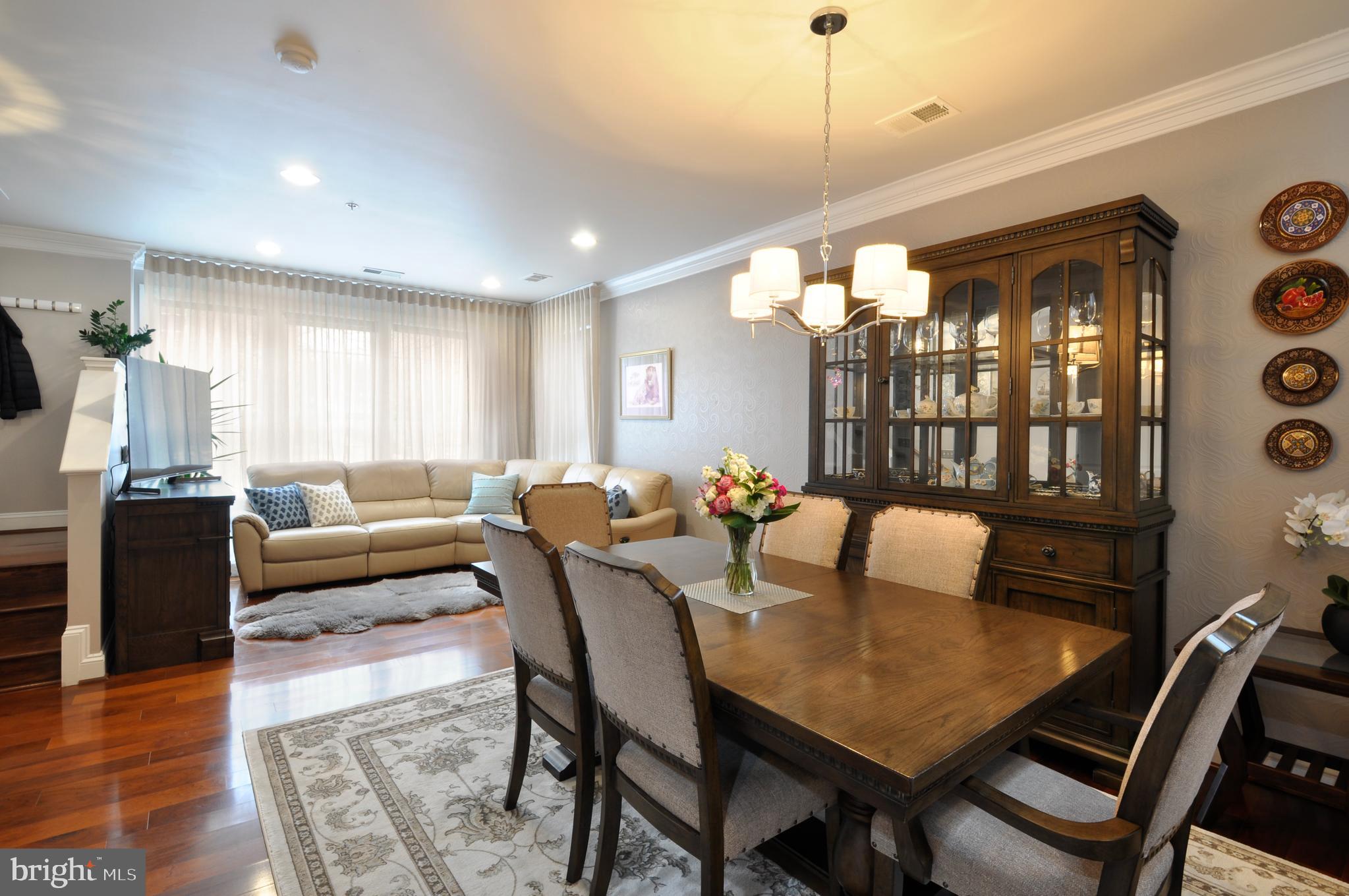 POTOMAC CLUB - Residential