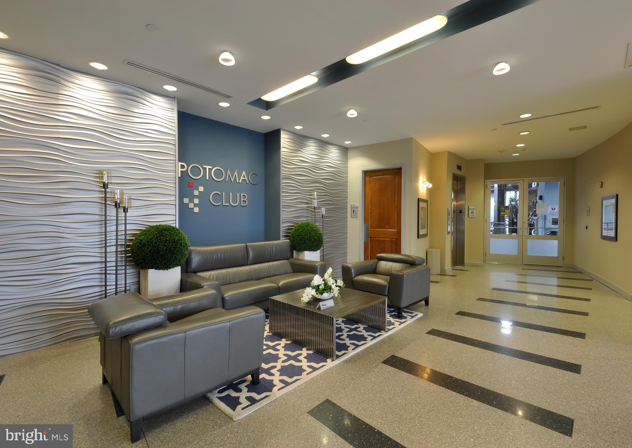 POTOMAC CLUB - Residential