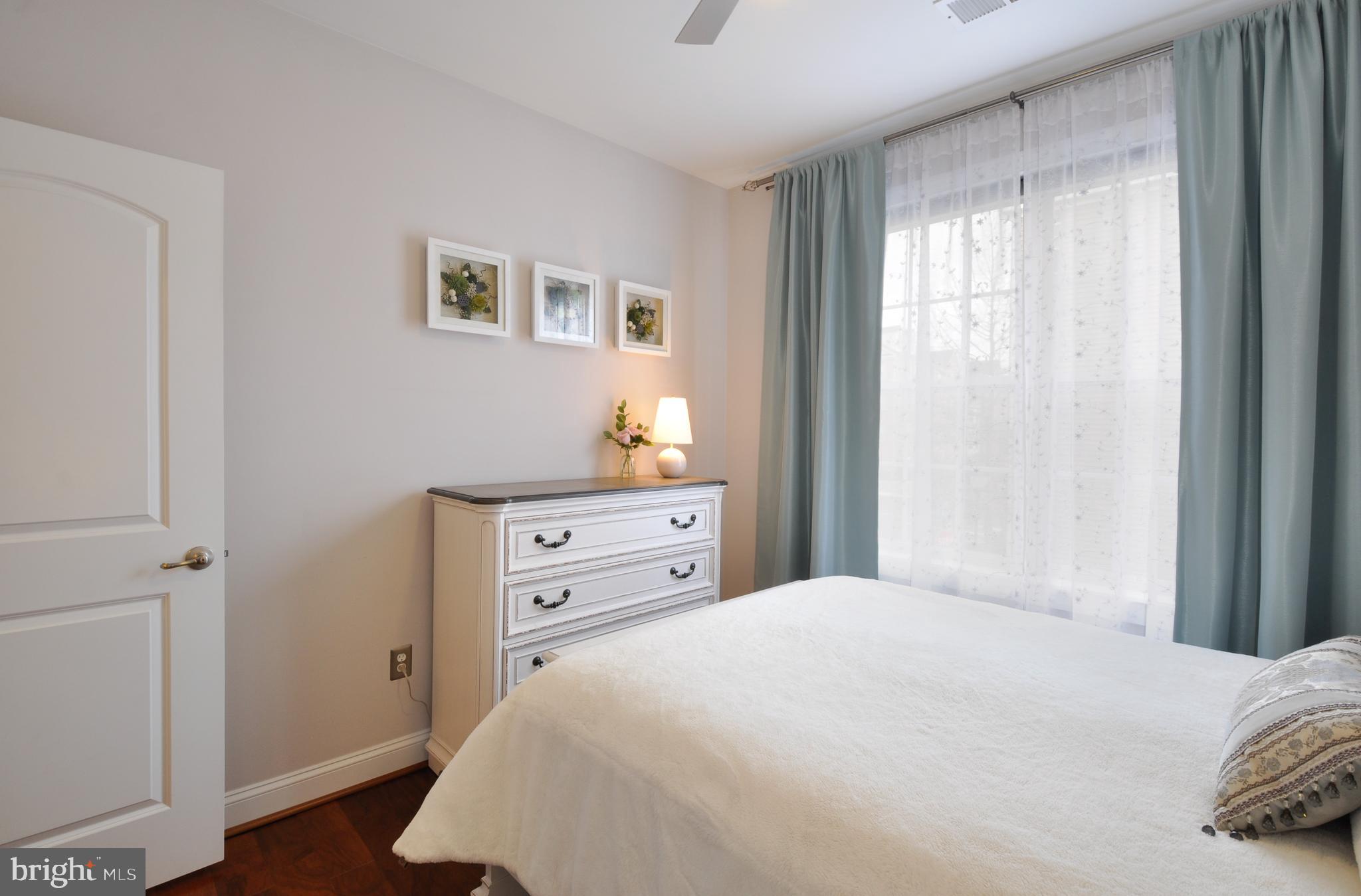 POTOMAC CLUB - Residential