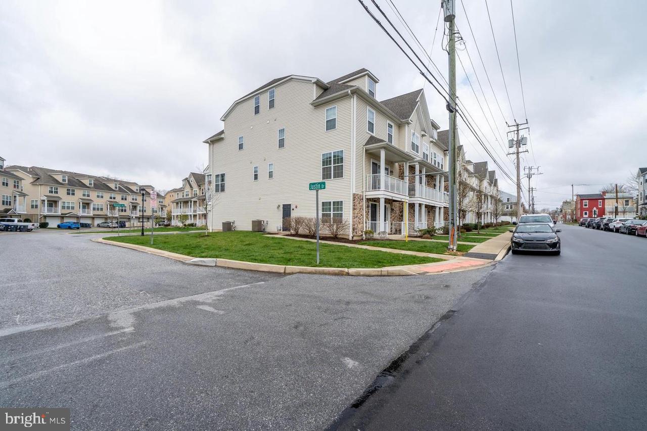 UNION STATION II - Residential Lease