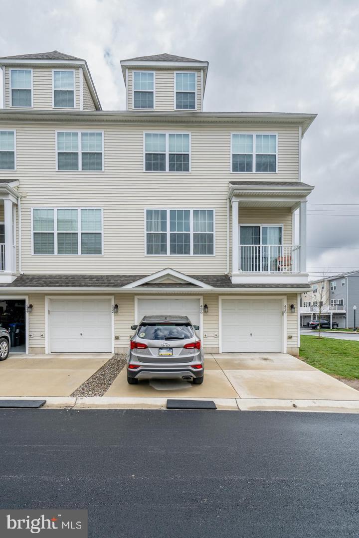 UNION STATION II - Residential Lease