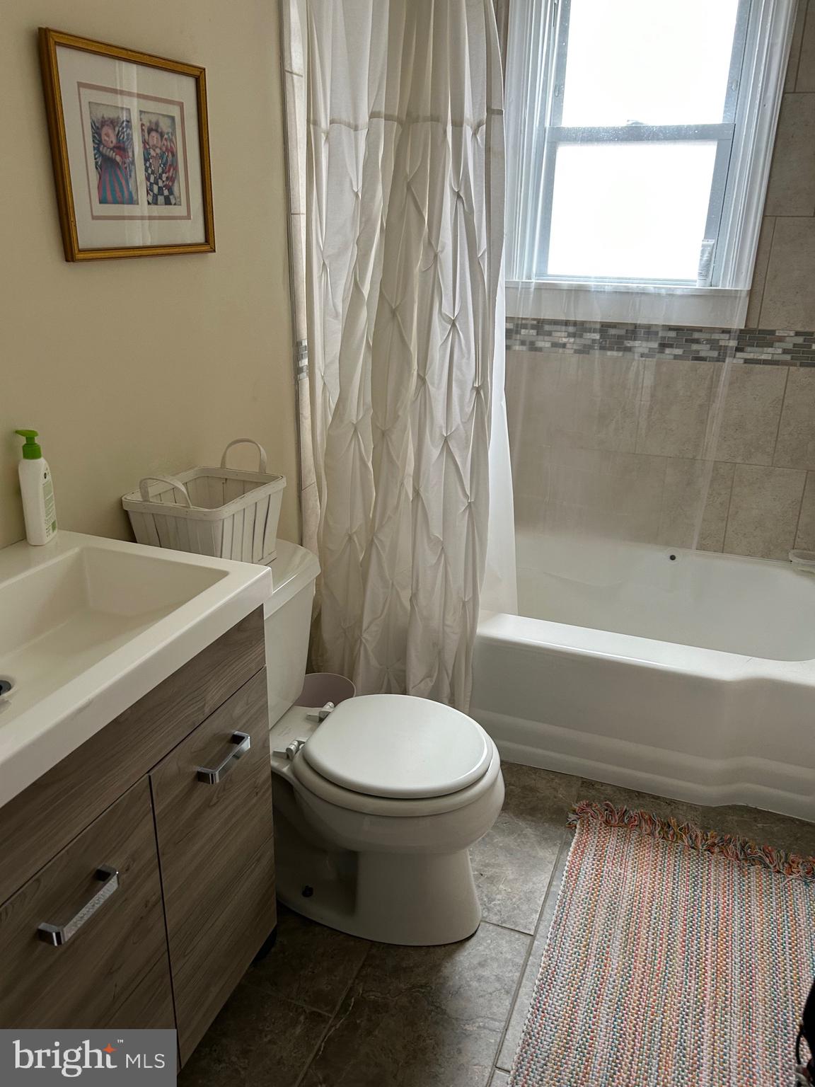 MEDFIELD - Residential