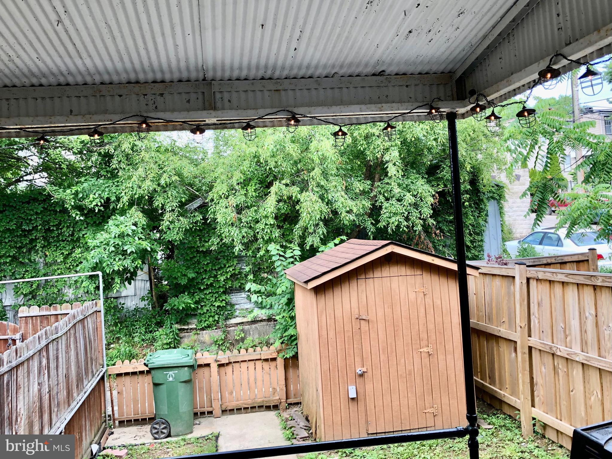 MEDFIELD - Residential