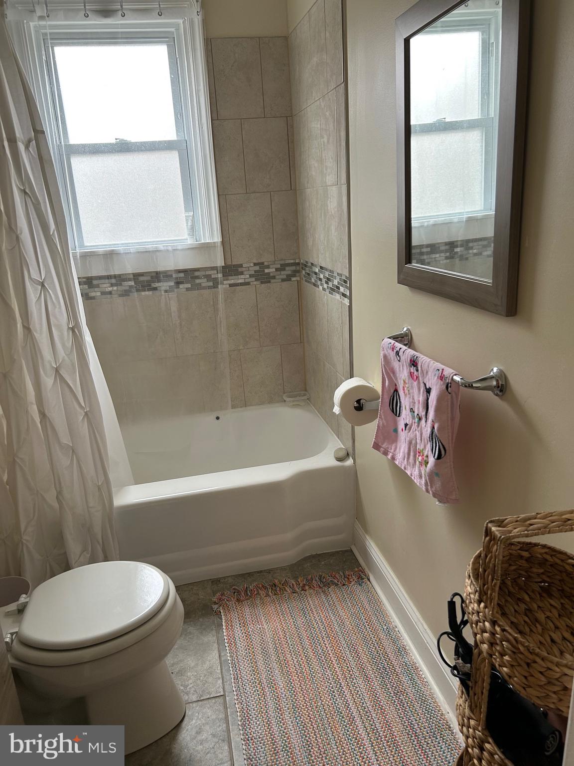 MEDFIELD - Residential