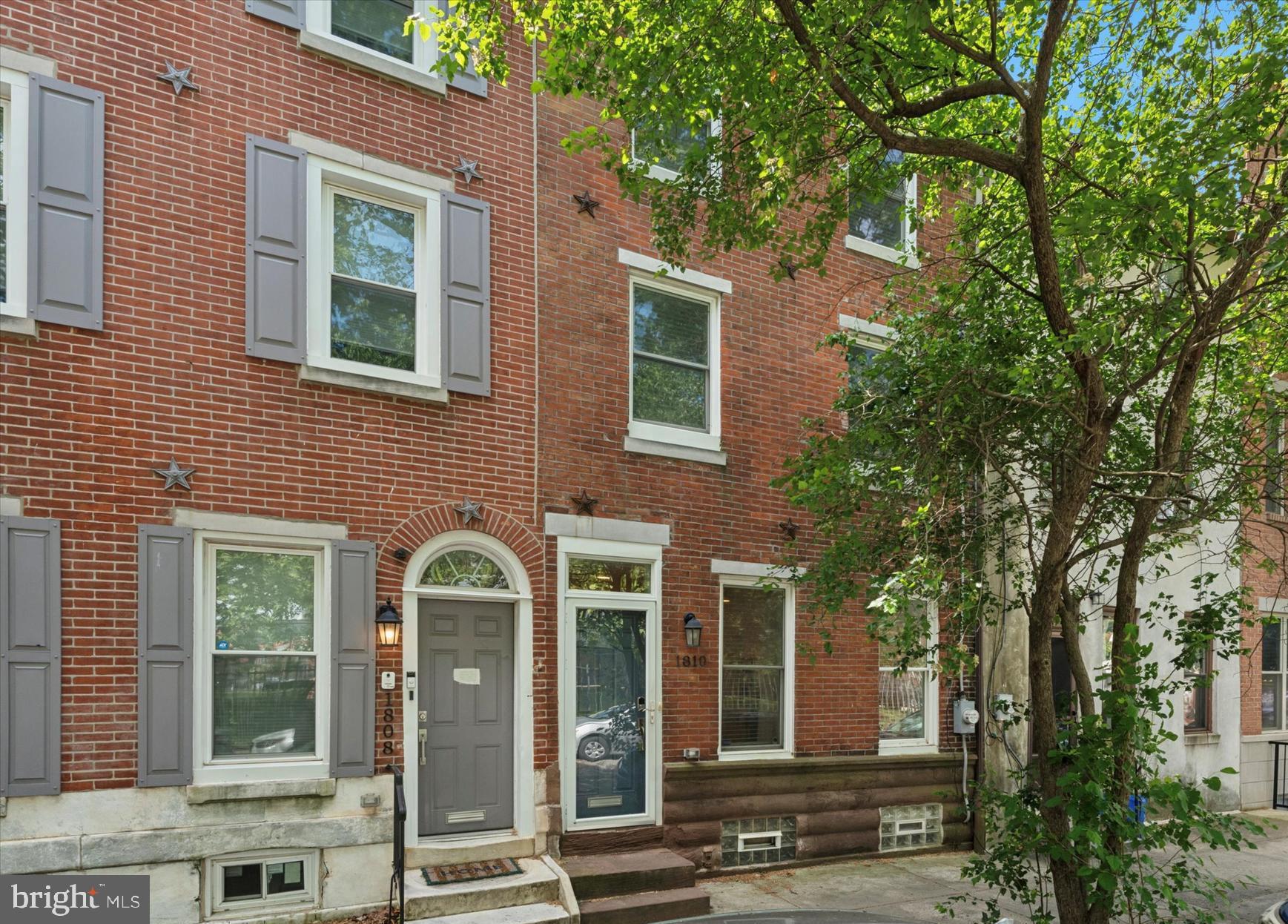FAIRMOUNT - Residential