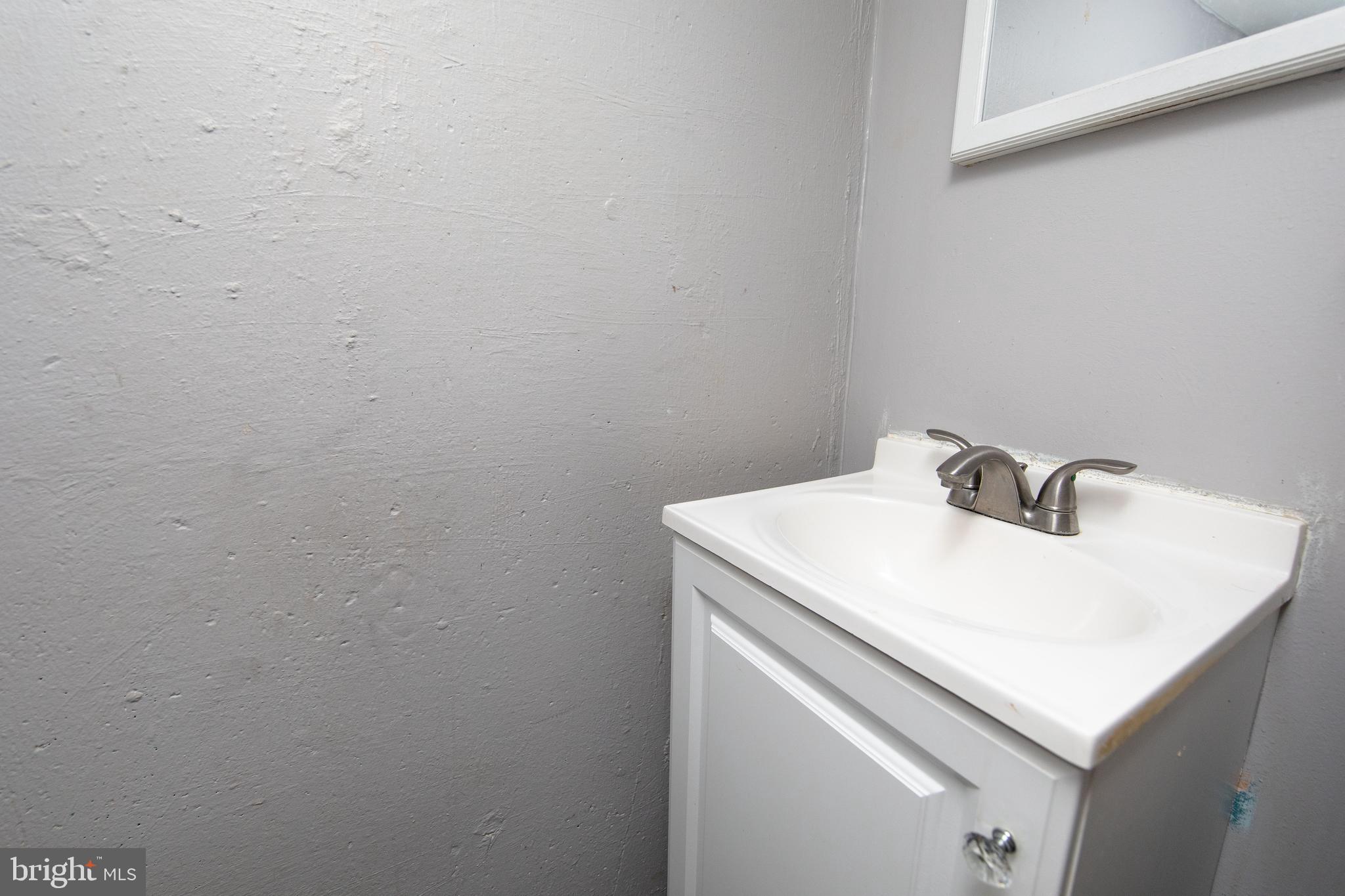 ROXBOROUGH - Residential