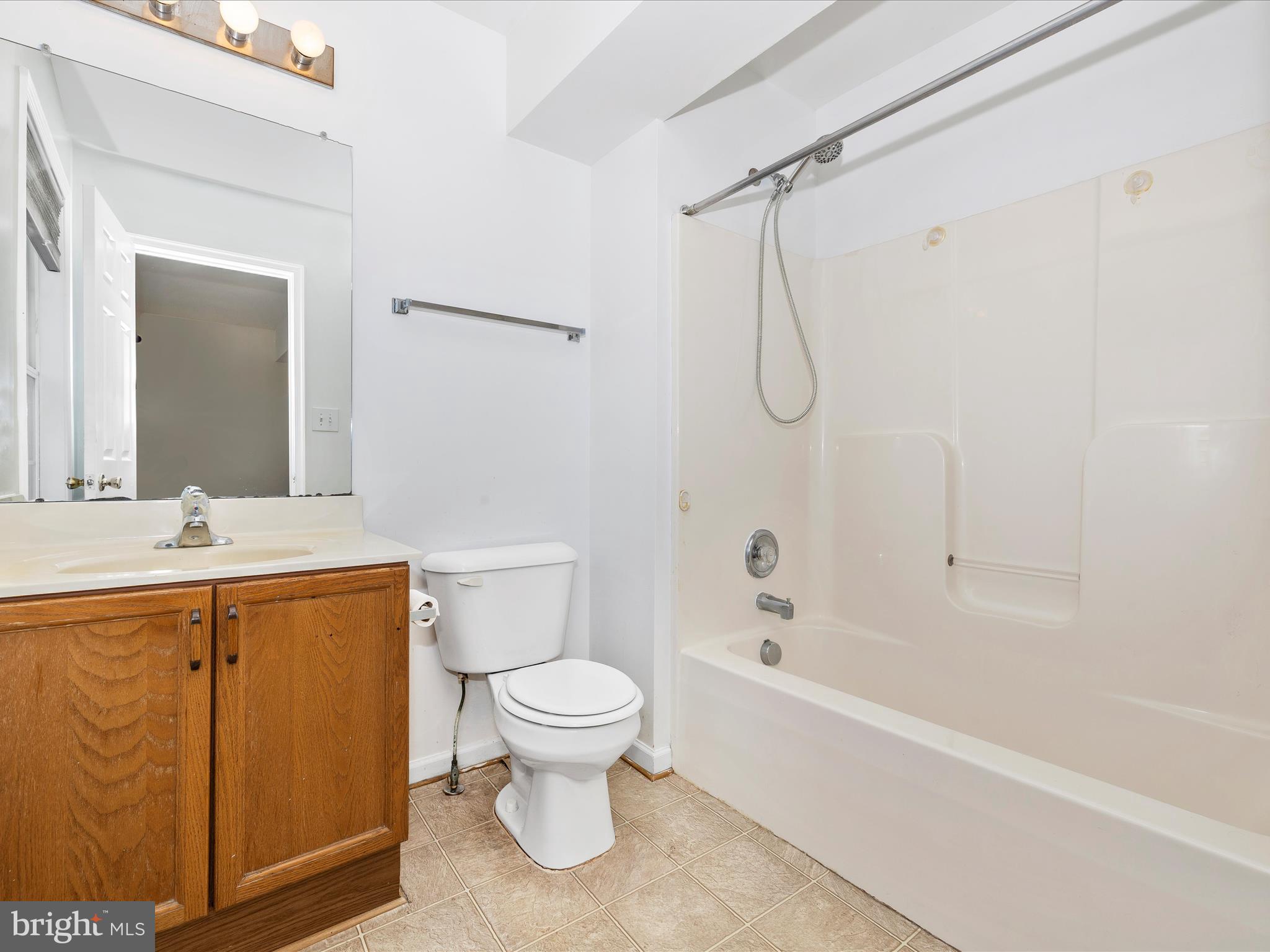 ST JAMES VILLAGE NORTH - Residential