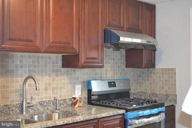 MAIDEN CHOICE VILLAGE - Residential Lease