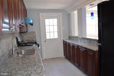 MAIDEN CHOICE VILLAGE - Residential Lease