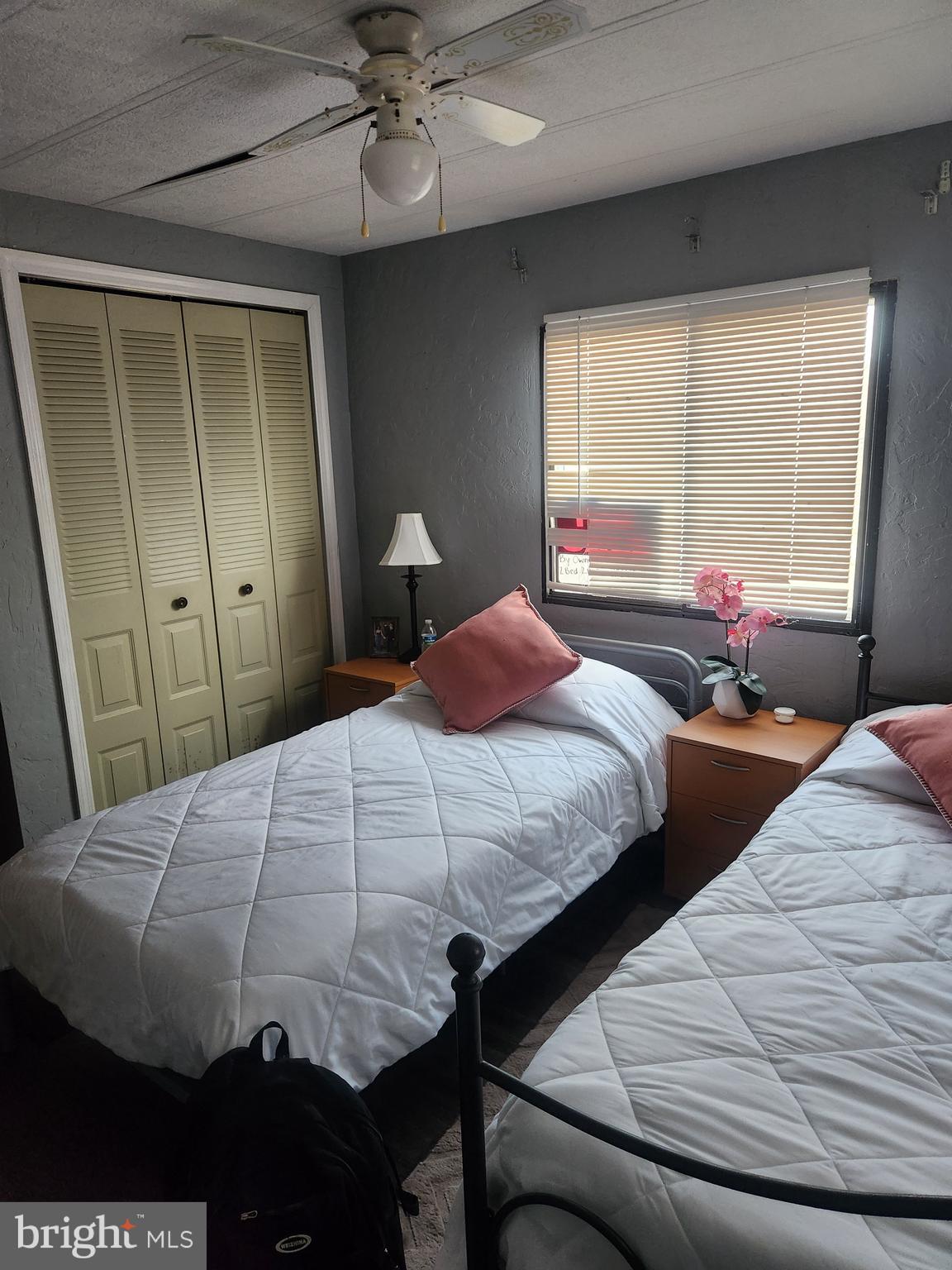 MANOR PARK - Residential