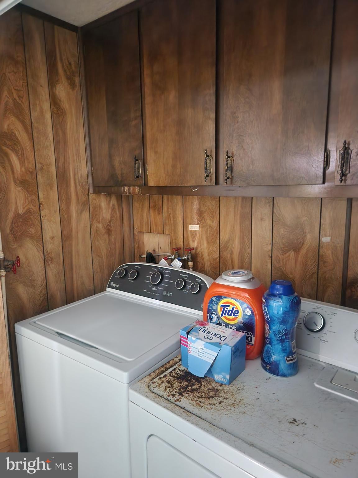 MANOR PARK - Residential