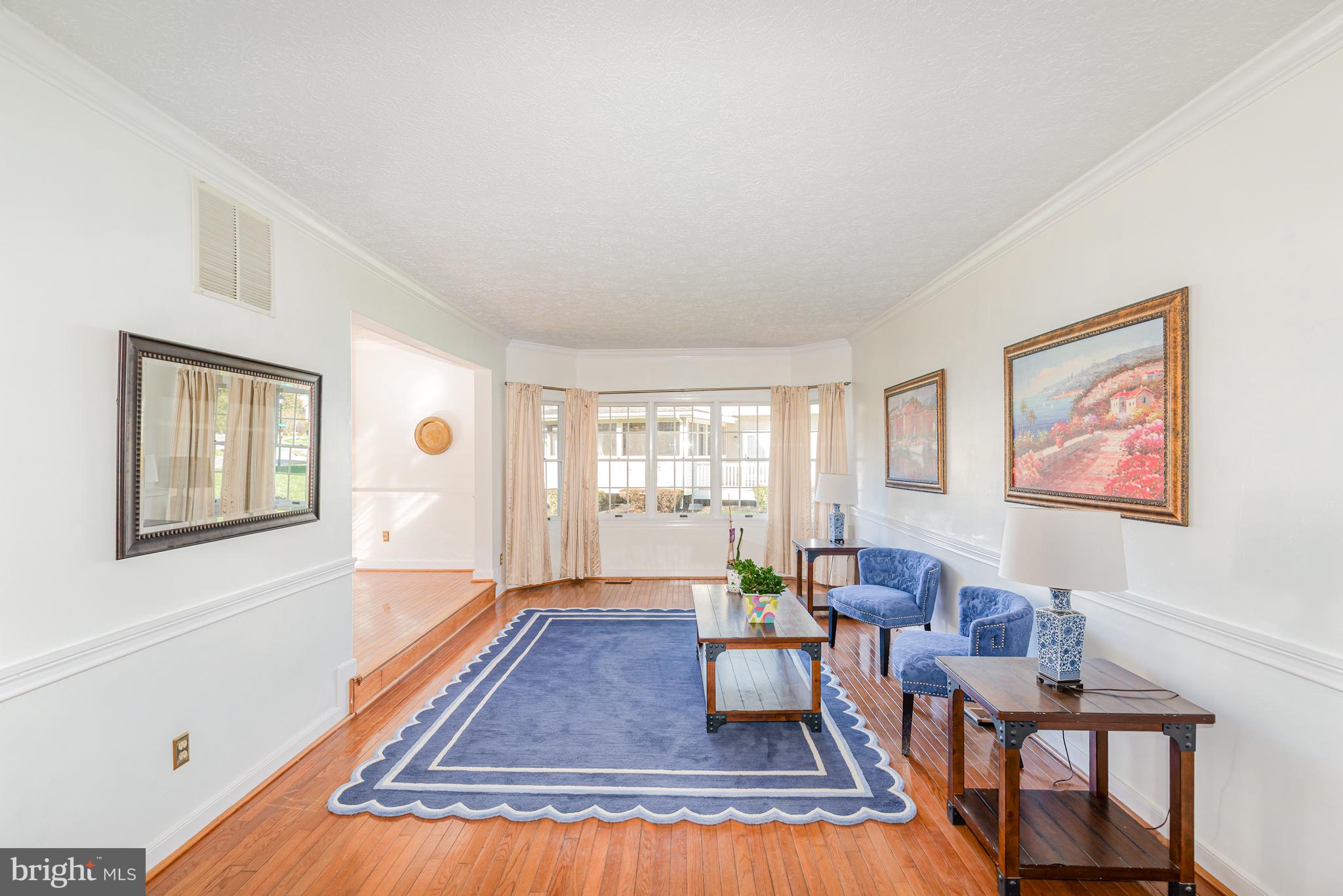 OVERVIEW MANOR - Residential