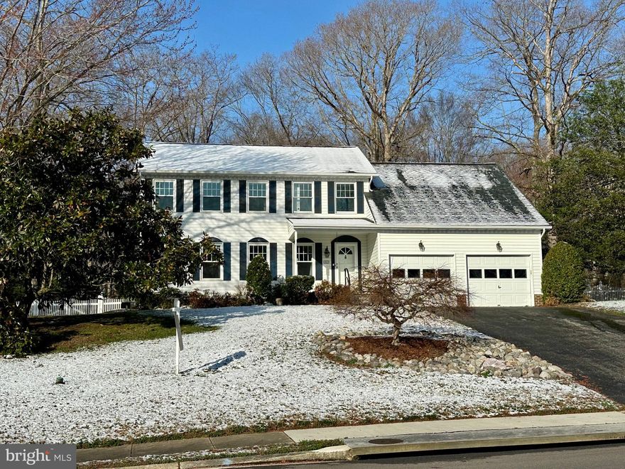 Spacious colonial in the sought after Kings Grant Community w/ upgraded solid wood cabinets, marble counters, new owners bath, lots of storage, morning room, Pella windows and some replacement energy efficient windows, screened porch, decorative small fish pond, tons of storage , 2nd level custom laundry room w/ built in ironing board storage , All bedrooms are spacious & well laid out. Owners bath has been updated.  Roof 2023, hot water heater 2025, new gutters 2023. This location is just minutes from "in town" amenities, recreational parks, schools. Easy access to Leonardtown Road/Route 5 or also 301 , Crain Hwy.
Commuter lot less than 5 miles. Hospital/medical approx. 2 miles.