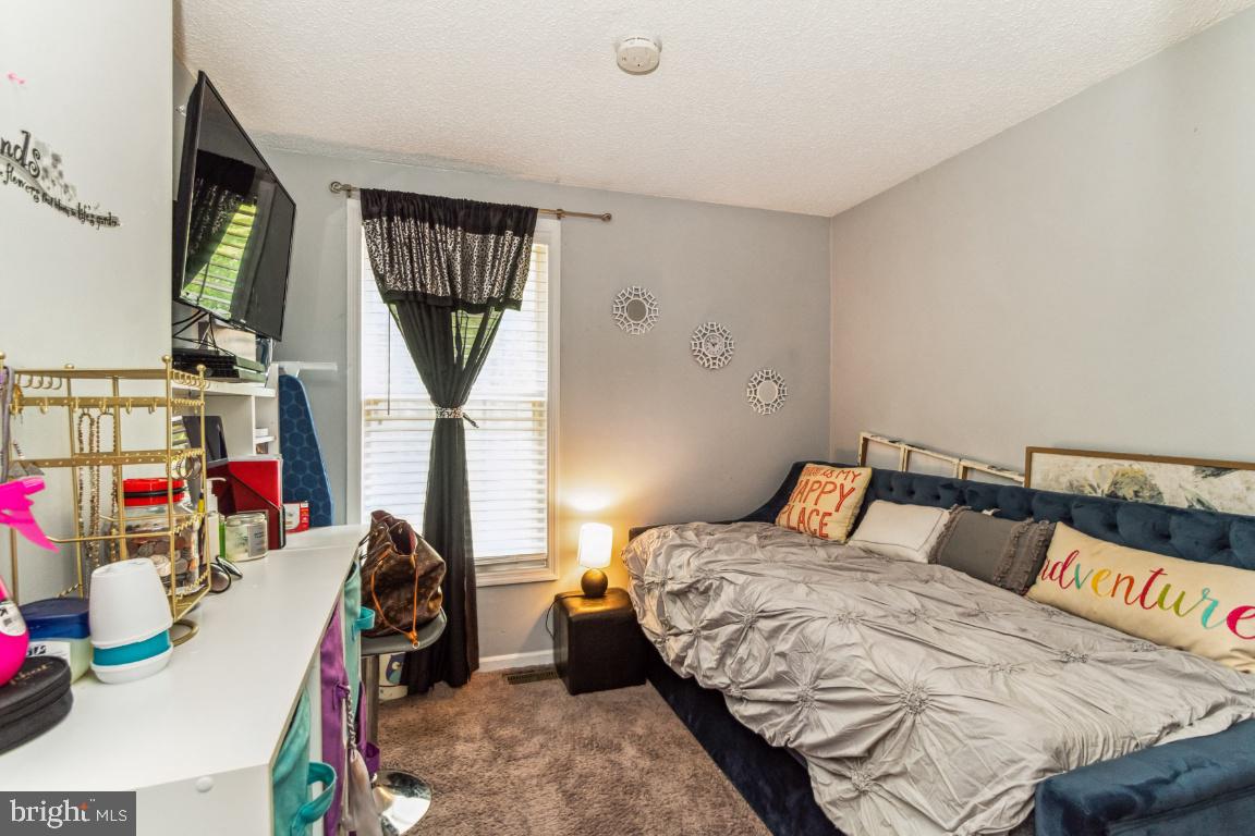 JACOBS MEADOW - Residential