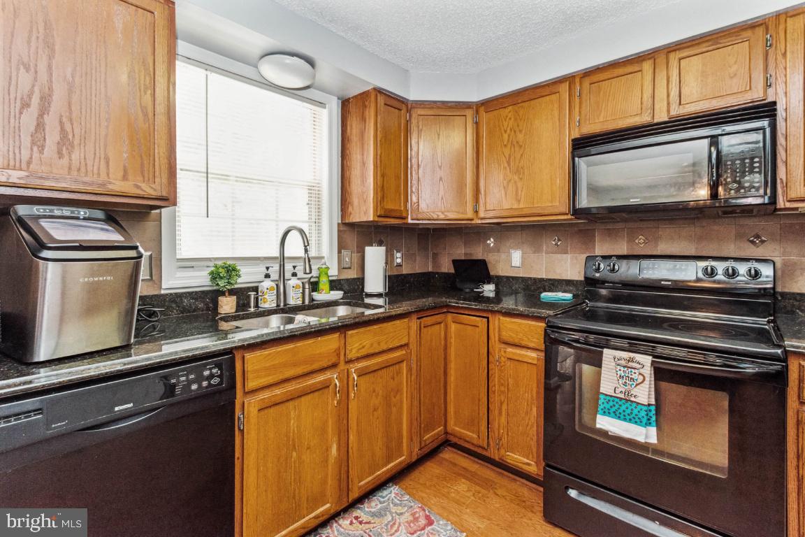 JACOBS MEADOW - Residential