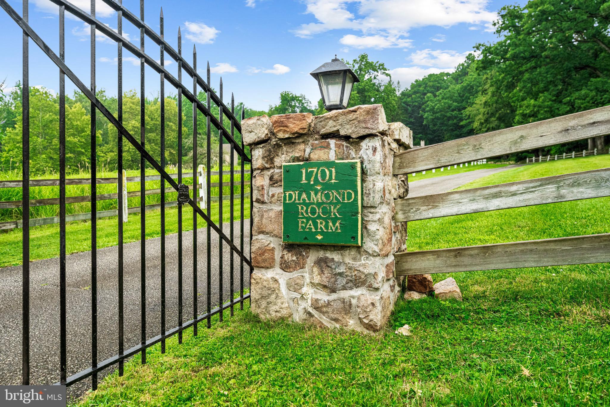 YELLOW SPRINGS - Residential