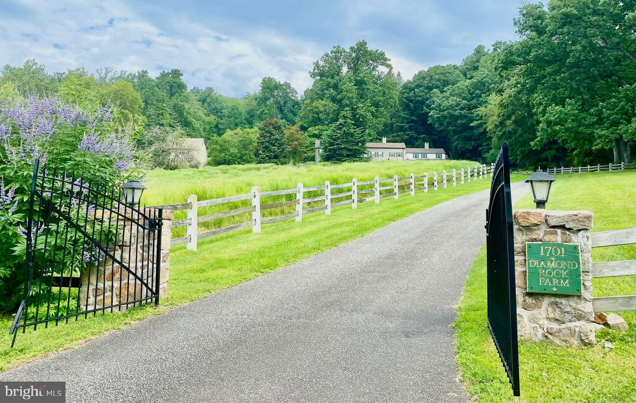 YELLOW SPRINGS - Residential