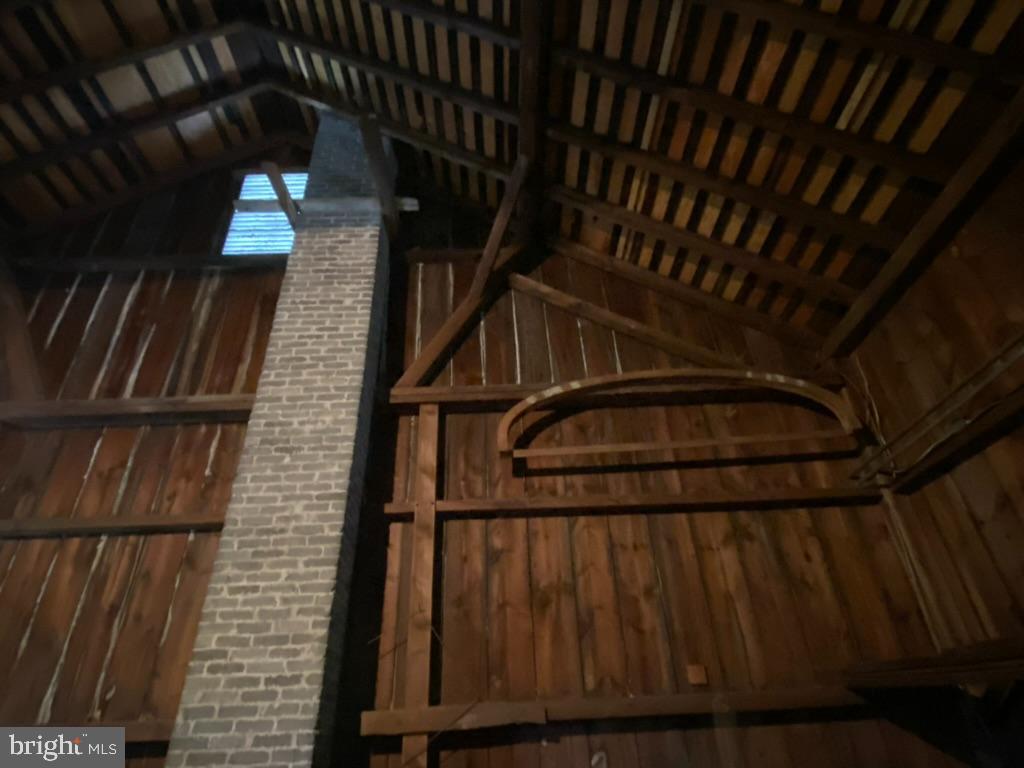 YELLOW SPRINGS - Residential