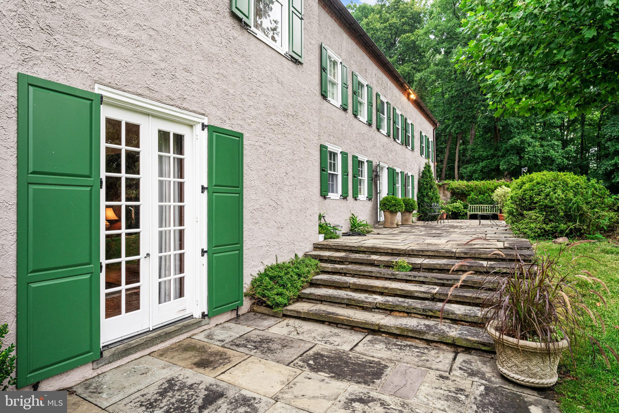 YELLOW SPRINGS - Residential