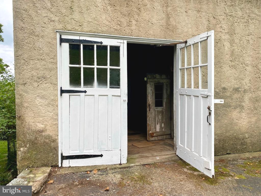 YELLOW SPRINGS - Residential