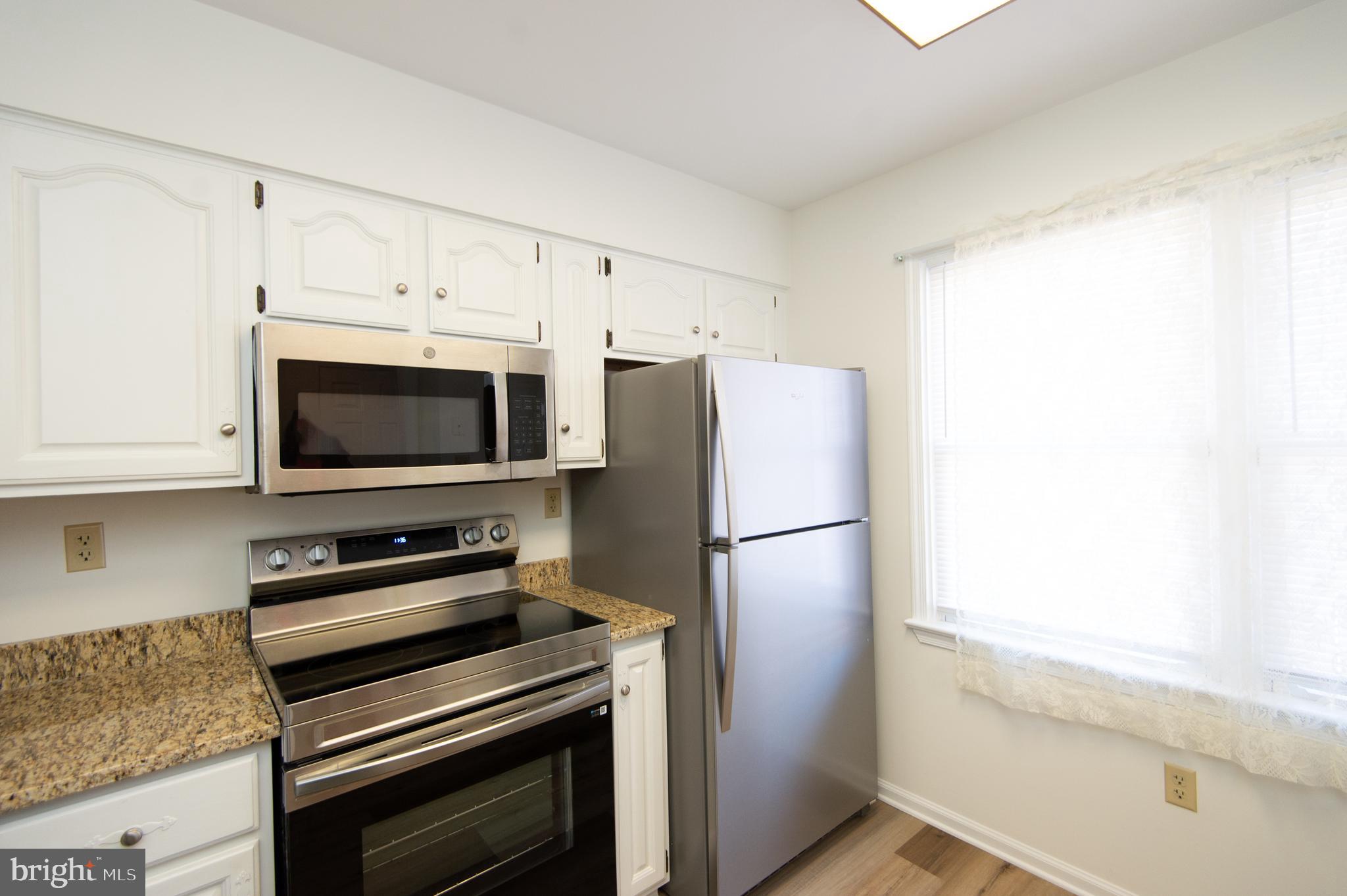 RIVERVIEW TOWNHOUSES - Residential