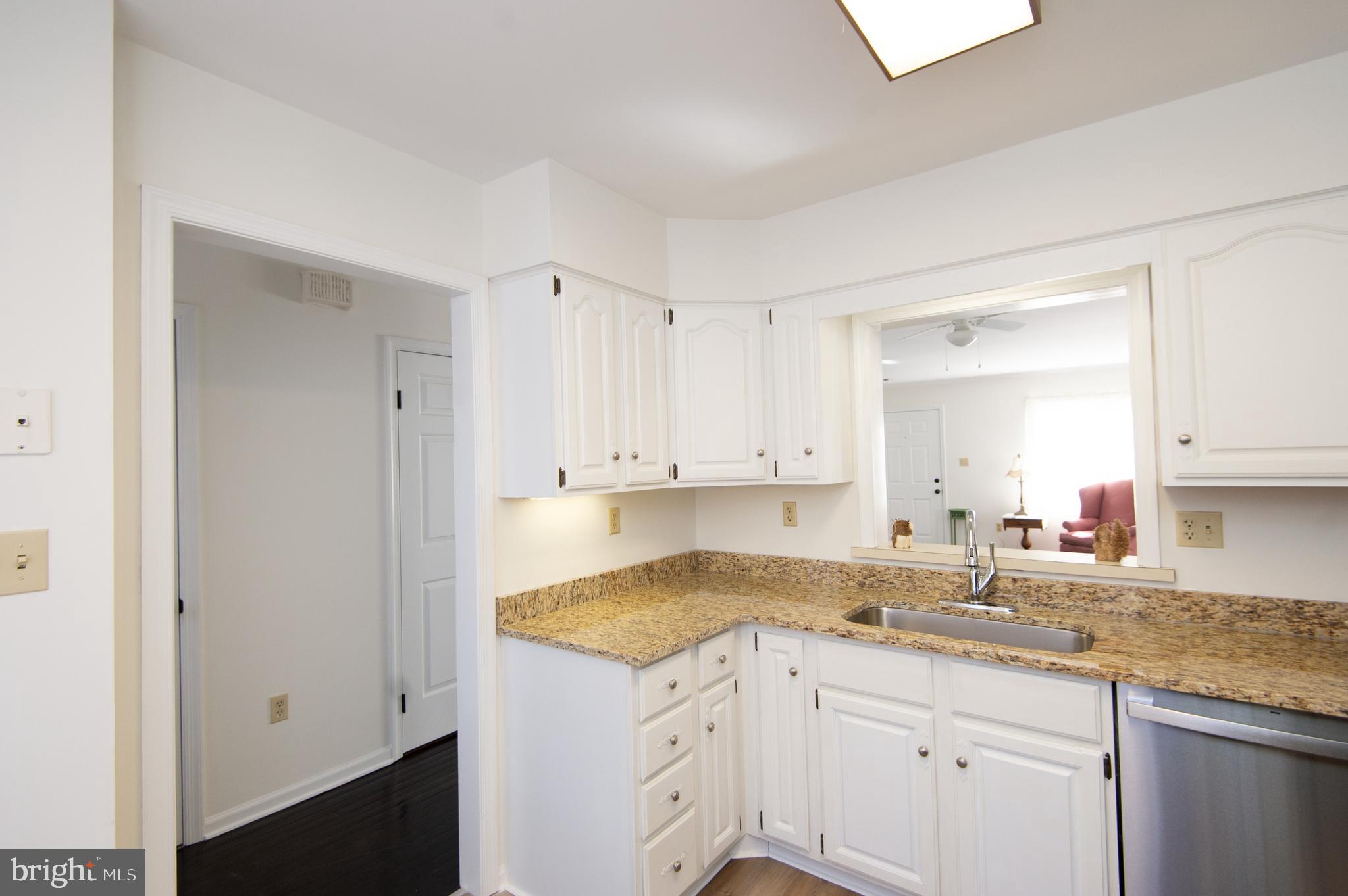 RIVERVIEW TOWNHOUSES - Residential