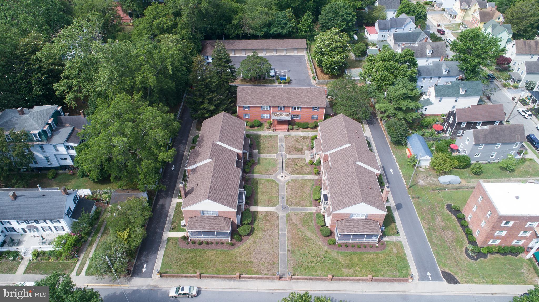 RIVERVIEW TOWNHOUSES - Residential