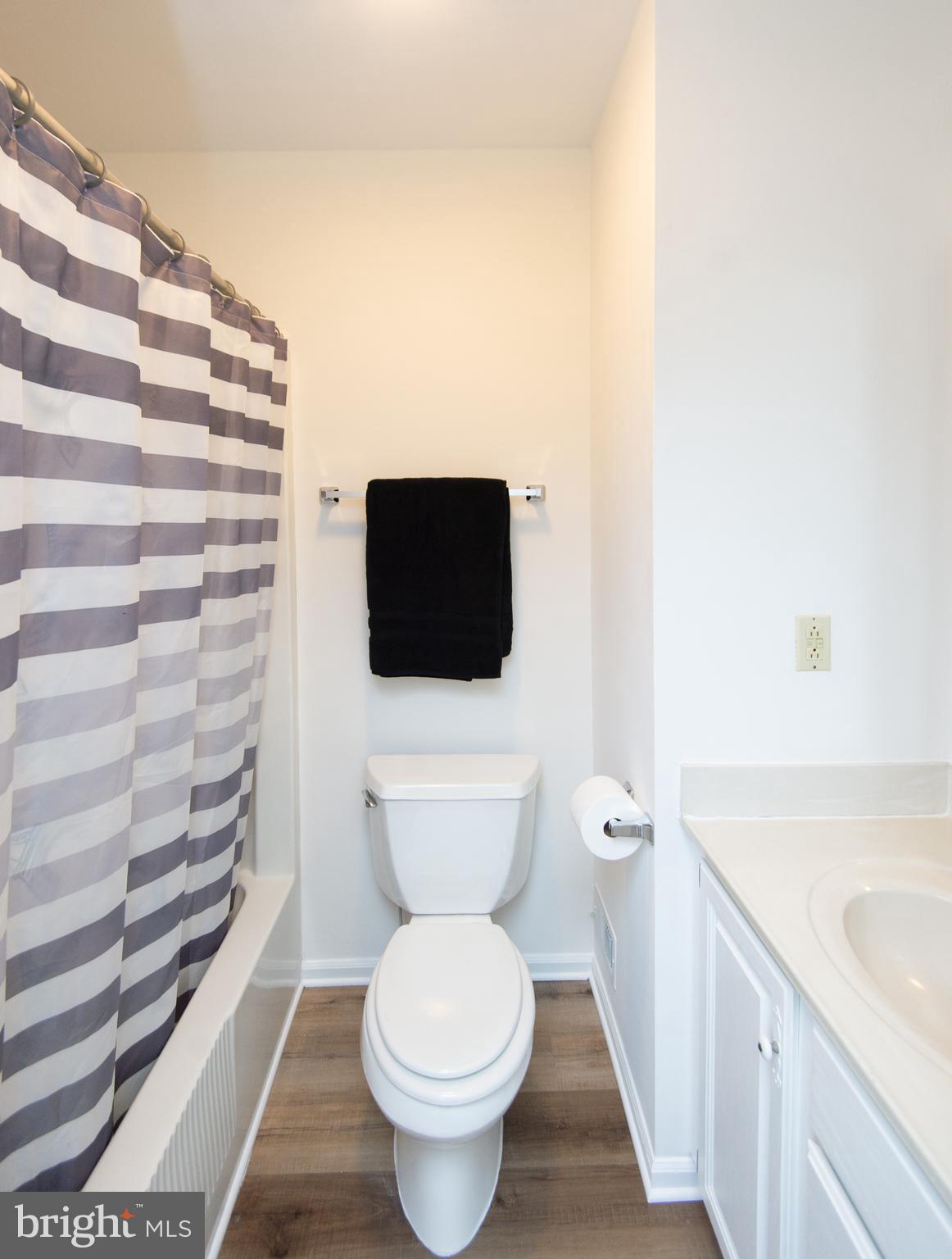 RIVERVIEW TOWNHOUSES - Residential